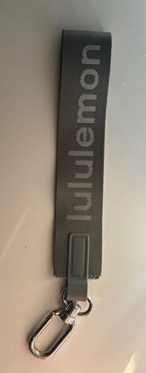 Lululemon Keychain Never Lost thumbnail 1