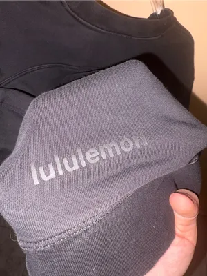 Lululemon Perfectly Oversized Cropped Crew Pullover in Black thumbnail 6