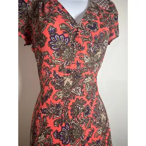 Pepe Jeans London Tottenham Paisley Floral V-Neck Fit & Flare Dress Coral Pink M thumbnail 4