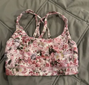Lululemon Sports Bra thumbnail 1