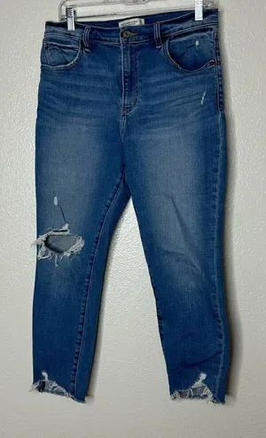 Abercrombie & Fitch the Super Skinny Ankle High Rise with distressing 30/10‎ S thumbnail 1