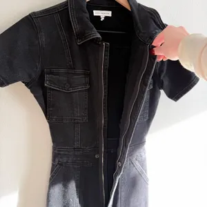 Good American Short Sleeve Denim Jumpsuit Size 0 thumbnail 5