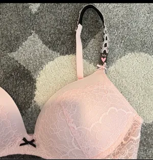 Victoria's Secret Lightly-Lined Wireless Bra thumbnail 3