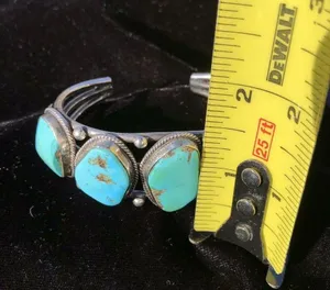 Vintage Navajo Natural Turquoise & Sterling Silver Cuff Bracelet thumbnail 12