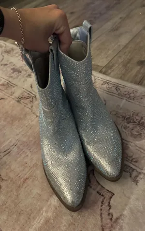 Rhinestone cowgirl booties Silver Size 8 thumbnail 1
