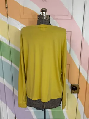 Outdoor Voices Long Sleeve Yellow Crewneck T-Shirt Active Athleisure Sz XL 💚🍄 thumbnail 4