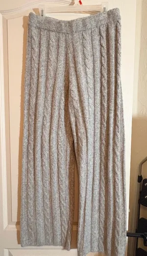 Abercrombie & Fitch Sweater Pants thumbnail 1
