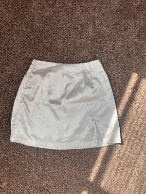 White skirt  thumbnail 3