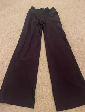 Nike Flare Leggings thumbnail 1