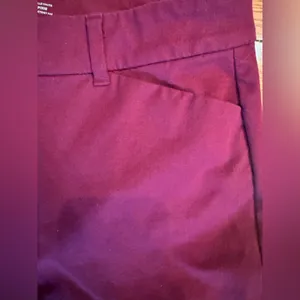 Old Navy Burgundy Dress Pants Women’s Size 12 Straight Leg Career Work Slacks thumbnail 3