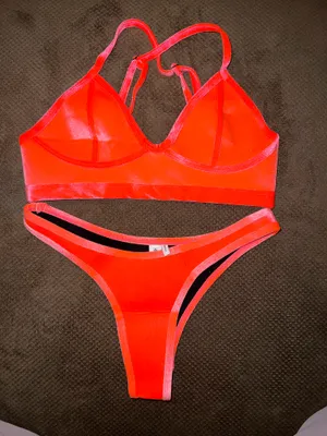 Bikini Set thumbnail 1