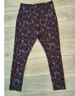 V A Core Size L Womens Purple Splatter Pattern Leggings Size L thumbnail 1