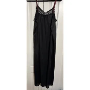 Vintage‎ Nightgown Slip Lace Trim Black Burgundy Ribbon Tie 70s 80s Noir thumbnail 5