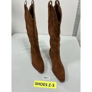 Womans Excellent Condition Knee High Western Style Boots Brown 7.5 Pointed Toe thumbnail 3
