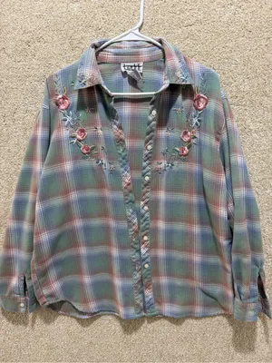 Vintage cottagecore soft girl cowgirl western embroidered grandma button shirt thumbnail 2