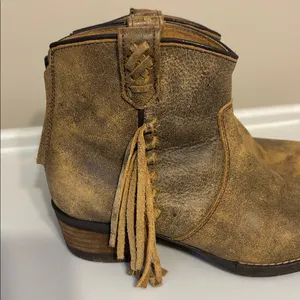Very Volatile‎ Lookout Fringe Leather Ankle Boots Size 7.5 thumbnail 8
