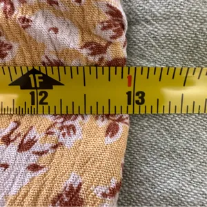 Abercrombie & Fitch Women’s Yellow Floral Halter Shorts Romper Size XS thumbnail 7