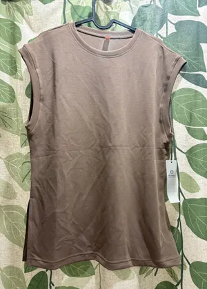 Mono B Sleeveless Crewneck Tank Top thumbnail 1