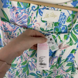 NWT Lilly Pulitzer The Lilly Shift Dress Sz 10 Just A Pinch Floral Preppy Resort thumbnail 8