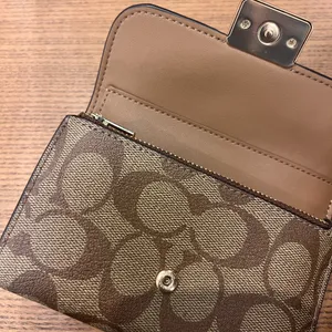 coach Medium Grace Wallet In Signature Canvas cc060 thumbnail 3