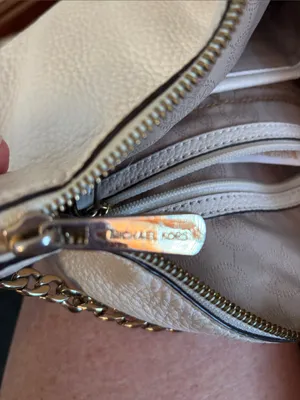 Michael Kors Cream Pebbled Leather Chain-Trim Crossbody thumbnail 7
