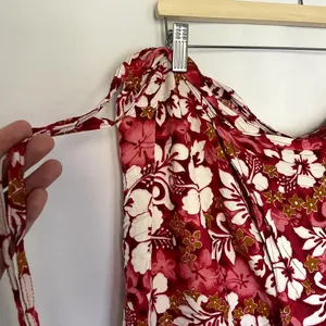 Red floral midi wraparound skirt fabric fabric rectangle 27‎ inches X 20 inches thumbnail 3