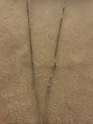 Minimalist Silver Pendant Necklace in Silver thumbnail 4