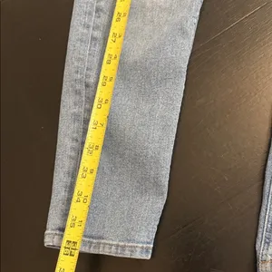 American Eagle Outfitters Light Blue mom Jeans‎ thumbnail 2
