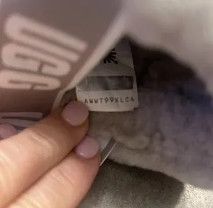 Gray Fluff Yeah Slide thumbnail 9