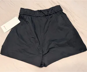 Lululemon Cinchable Waist High-Rise Woven Shorts 3.5" thumbnail 2
