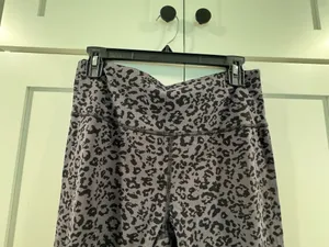 Athleta Elation Ultra High-Rise Leggings thumbnail 2