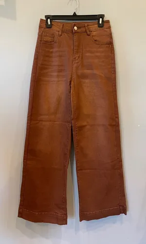 Brown women’s wide leg new jeans Medium thumbnail 1