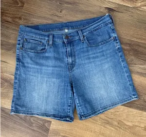 Levis Jean Shorts Bermuda Midi Dad Classic Stretch Blue Stretch Women’s 30 thumbnail 1