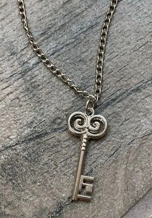 Silver key necklace thumbnail 1