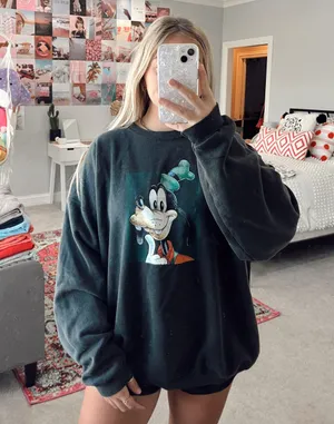 Disney Vintage Goofy Sweatshirt thumbnail 1