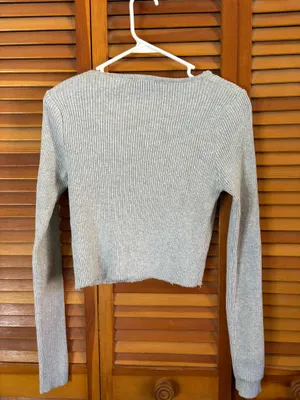 sweater  thumbnail 2