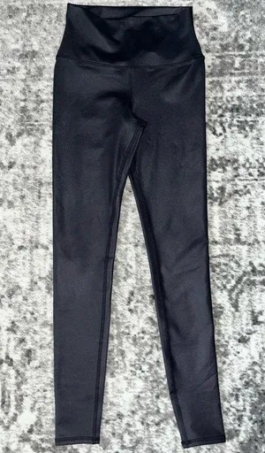Alo Legging in Black Glossy thumbnail 6