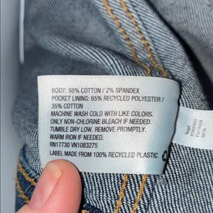 Universal Threads Freeborn Blue Jean Denim  Jacket - Size M thumbnail 7