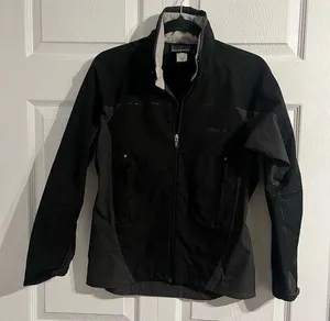 Patagonia Women’s CSS Softshell Jacket Size XS Black Gray Full Zip thumbnail 1