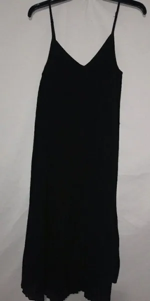 Abercrombie S Simply Beautiful Black Dress Funeral thumbnail 1
