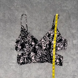 crop top size medium thumbnail 6