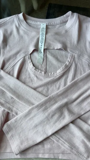 Lululemon size 6  thumbnail 3