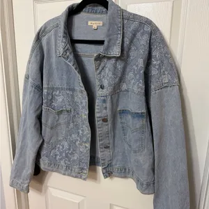 Shop Stevie paisley boxy jean denim jacket size XL light wash blue‎ thumbnail 4