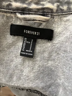 Forever 21 Cropped Acid Wash Denim Jacket thumbnail 3