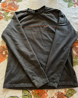 Patagonia Crewneck thumbnail 1