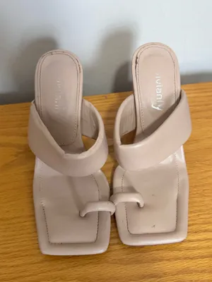 Nude heels Tan Size 7.5 thumbnail 5