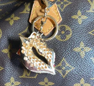 Bag / Purse Lips Charm thumbnail 3