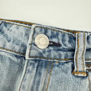 American Eagle Feather Embroidered Shorts‎ Womens 6 Hi Rise Distressed Denim thumbnail 5