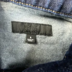 Uniqlo Jean Jacket Womens S Dark Blue Denim Long Sleeve Pockets Casual Cotton thumbnail 6