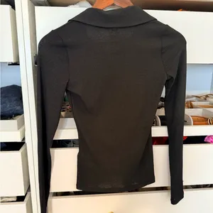 Abercrombie & Fitch Black Button-Down Shirt thumbnail 2